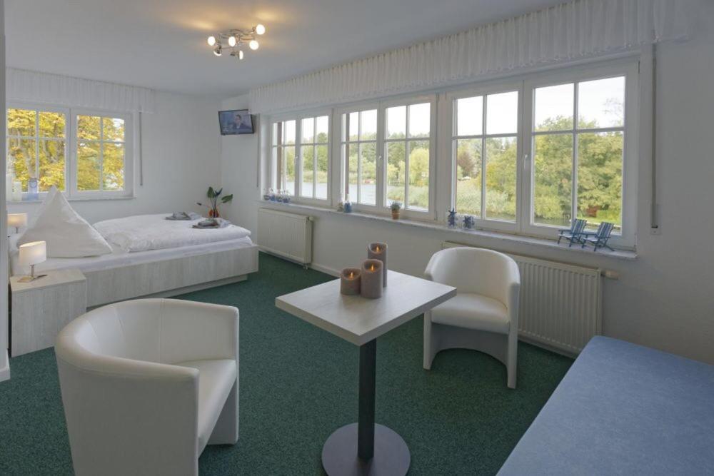 Hotel Neu-Helgoland Berlino Esterno foto